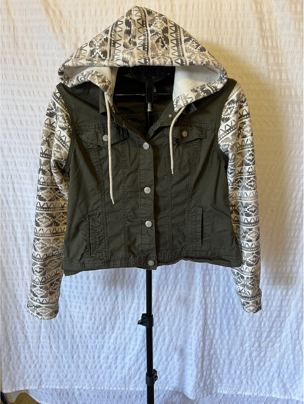 New Boundaries Juniors Sz XL Utility Hooded Jacket